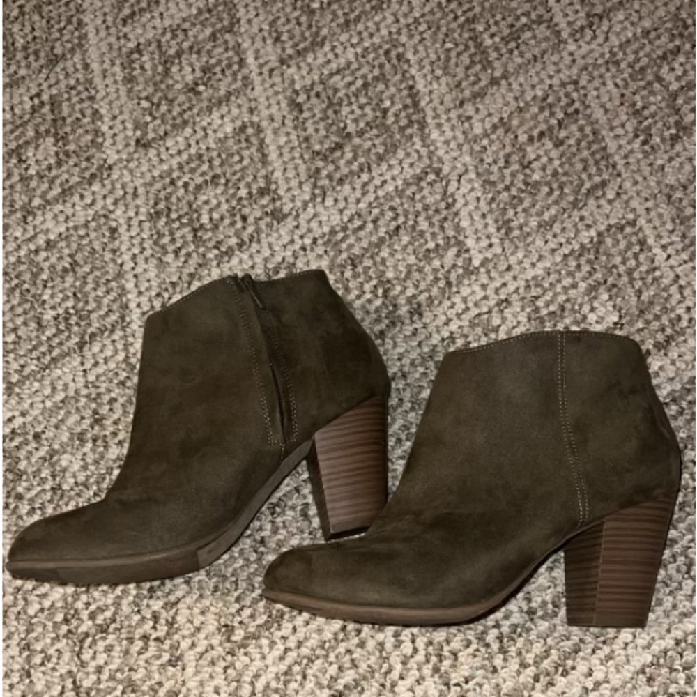 OLD NAVY Women’s Booties